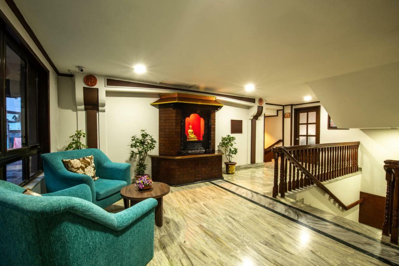 Hotel Nirvana Siddharthanagar Екстер'єр фото